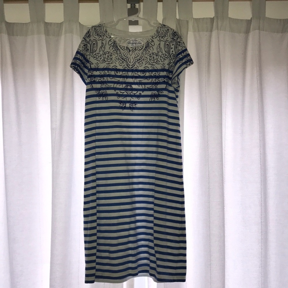 Vineyard vines tshirt dress